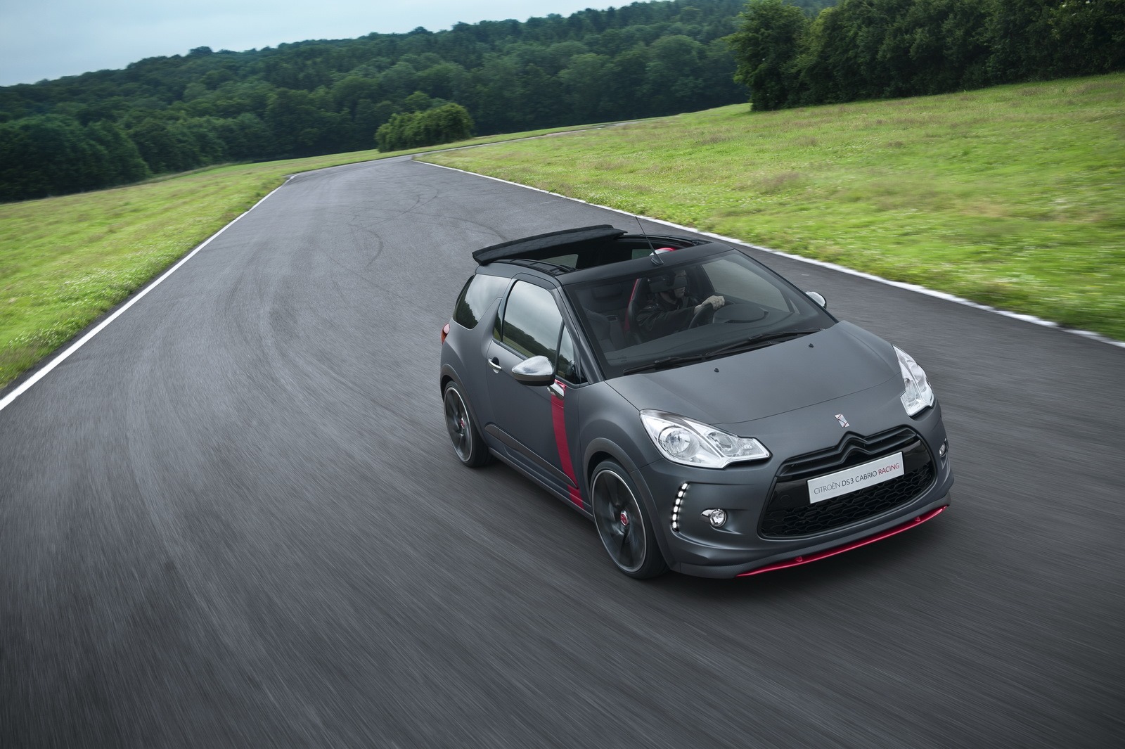 Goodwood-2013-Citroen-DS3-Racing-Cabrio-1
