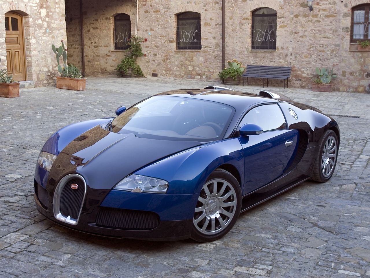 bugatti veyron bleue bugatti veyron bleue et noire