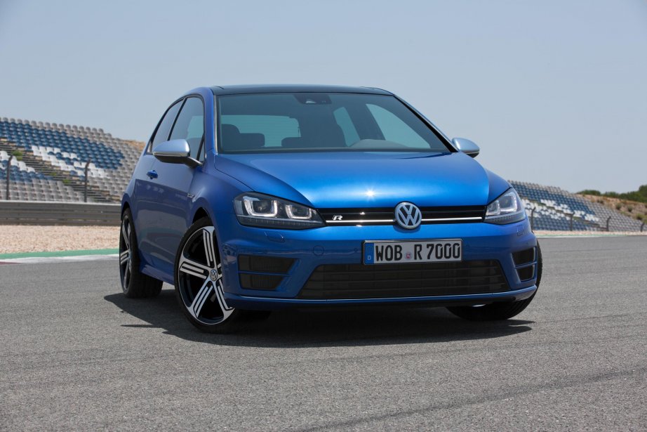 volkswagen-golf-7-r