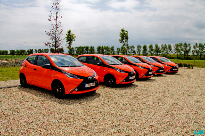 toyota aygo orange