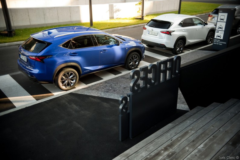 Lexus NX 300h