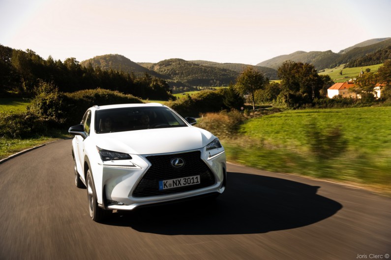 Lexus NX 300h