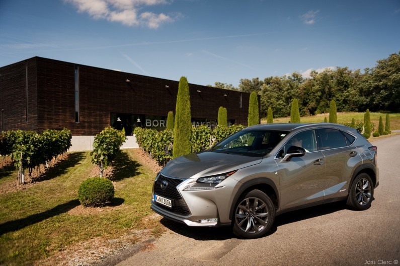 Lexus NX 300h