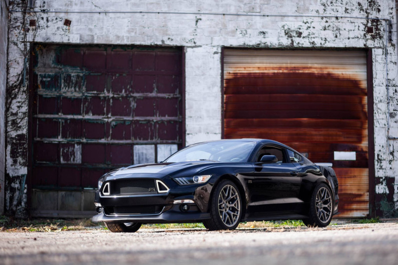 mustang rtr