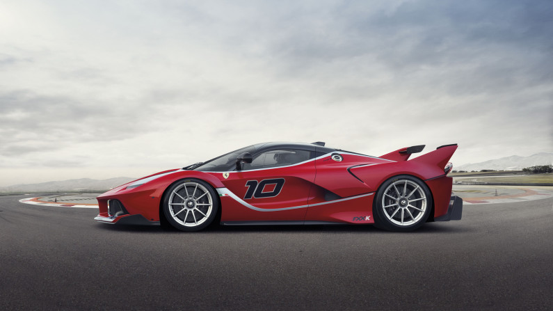 LaFerrari FXX K profil