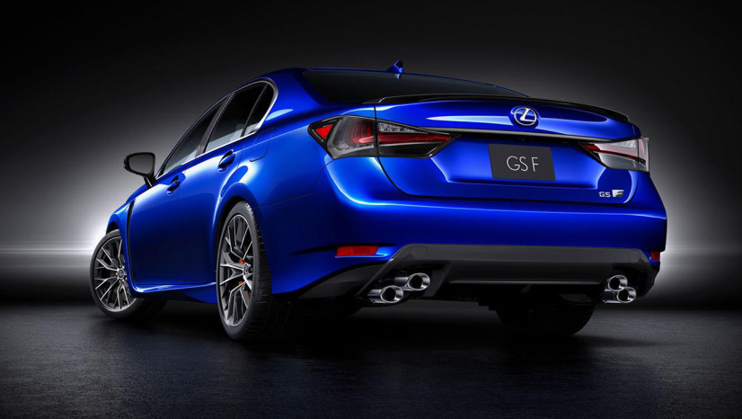 Lexus GS F vue arriere
