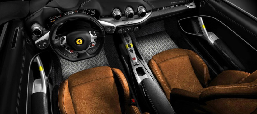 Ferrari F12berlinetta Tour de France 1964 intérieur
