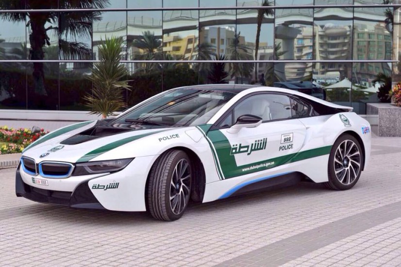 La BMW i8 de la police de Dubai