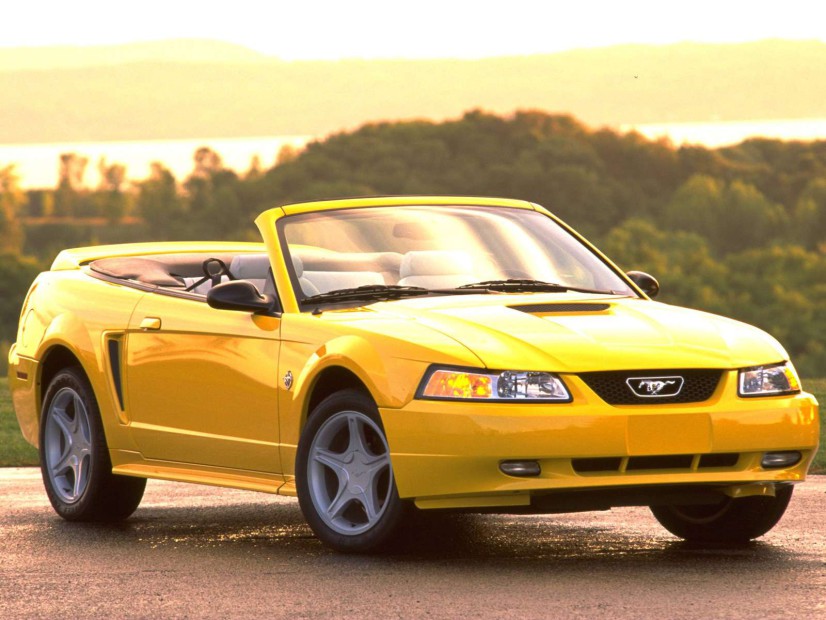 Ford Mustang 1999 cabriolet