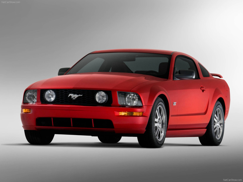 Ford Mustang 2005