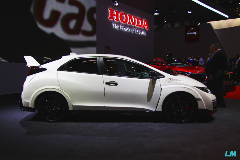 vue de profil Honda Civic Type R