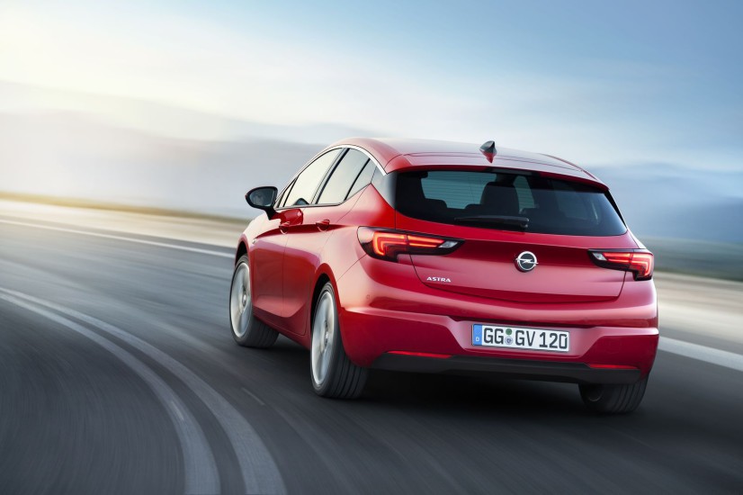 Vue arrière Opel Astra 2015