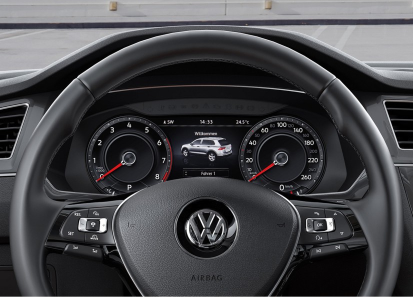 Nouveau-Volkswagen-Tiguan-2016-volant