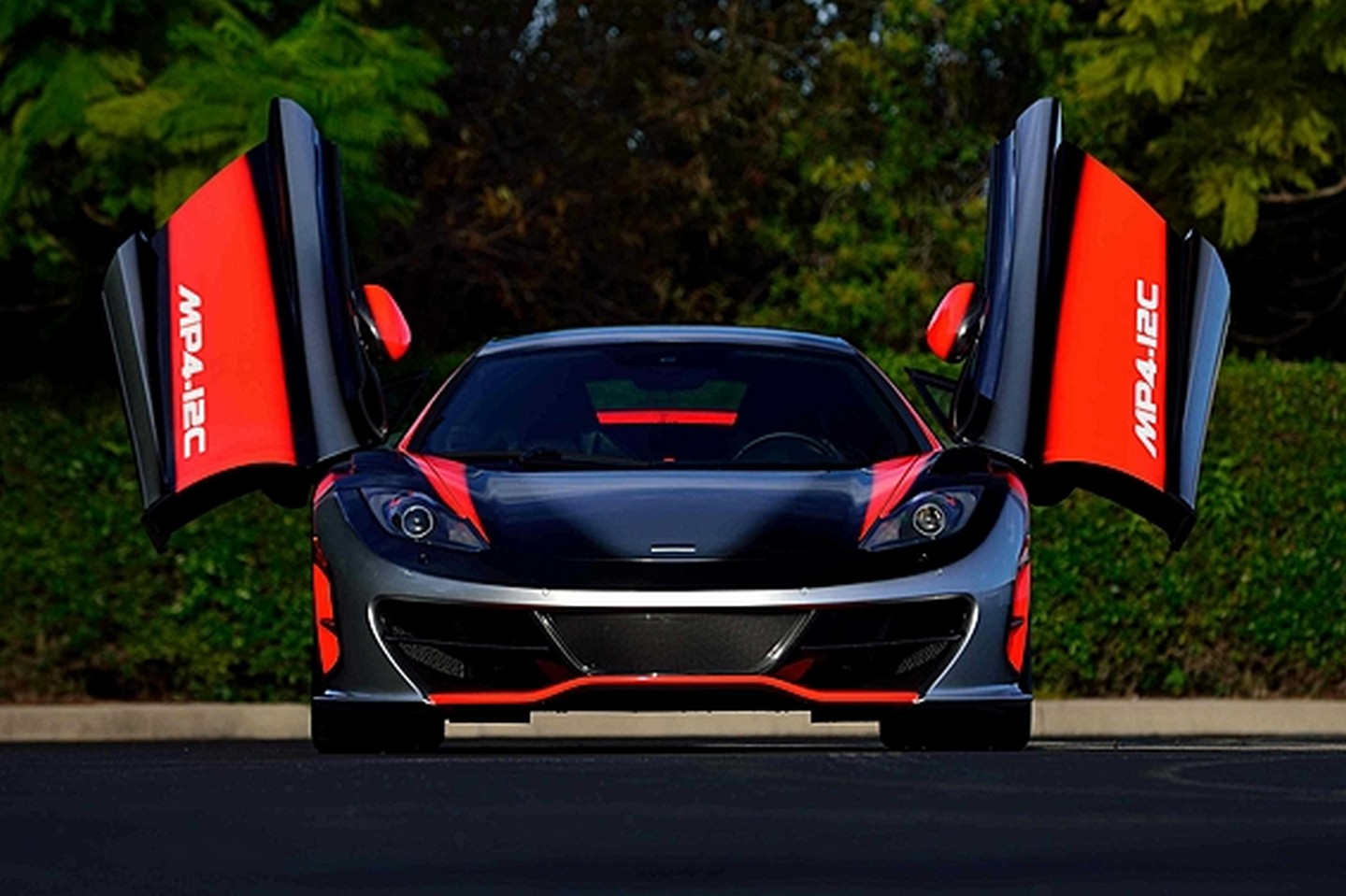 MP4-12C High Sport MP4-12C High Sport