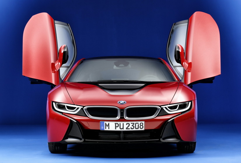 BMW i8 Protonic Red Edition