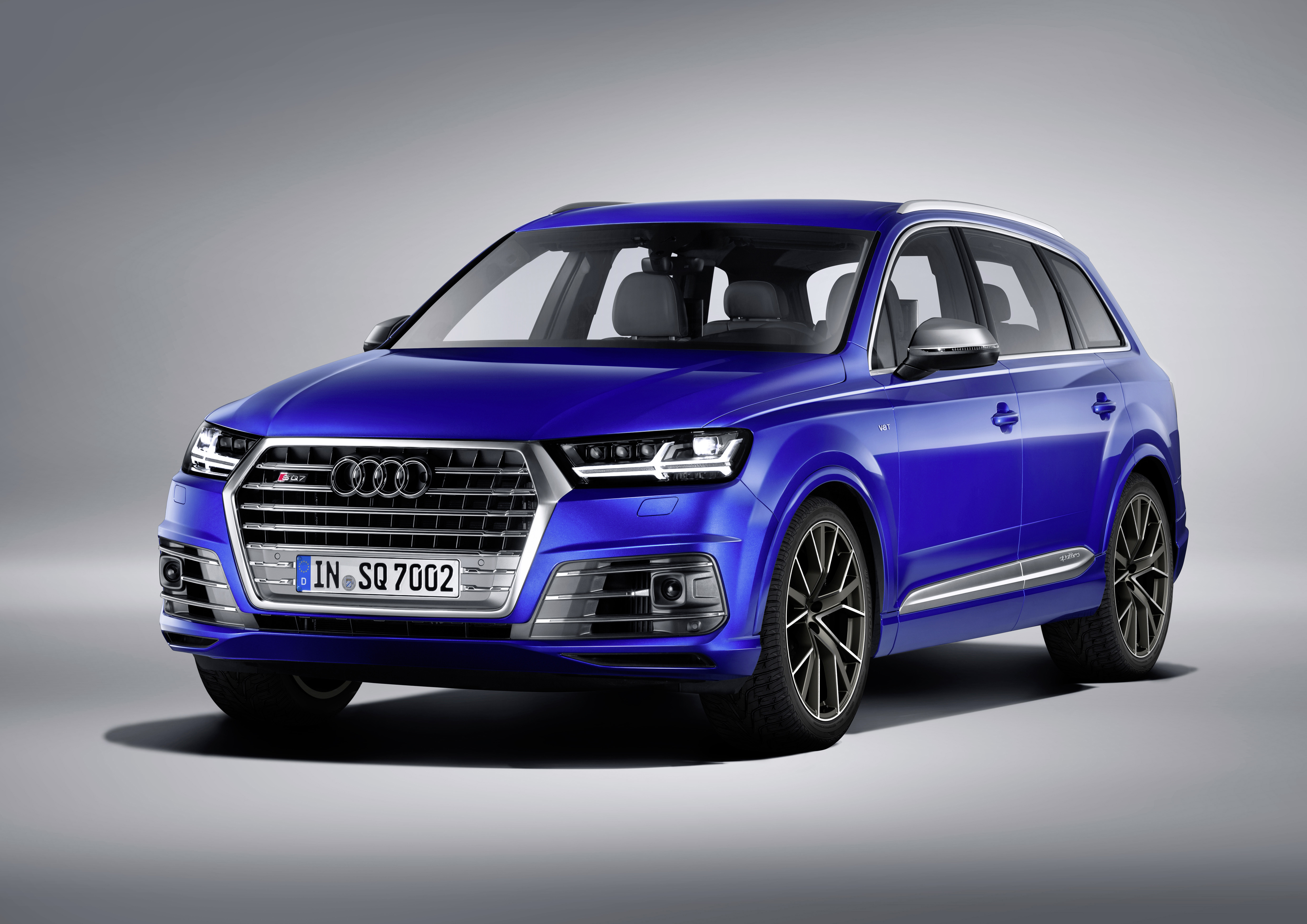Audi SQ7 TDI Audi SQ7 TDI Sepang blue