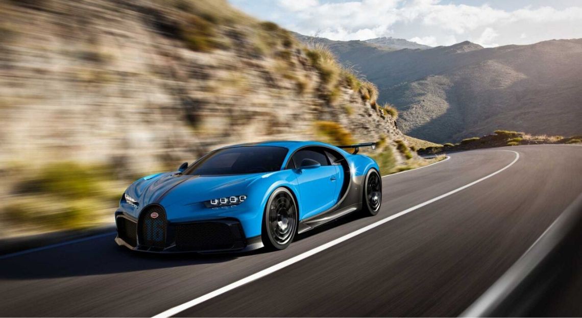 bugatti-chiron-pur-sport-2020
